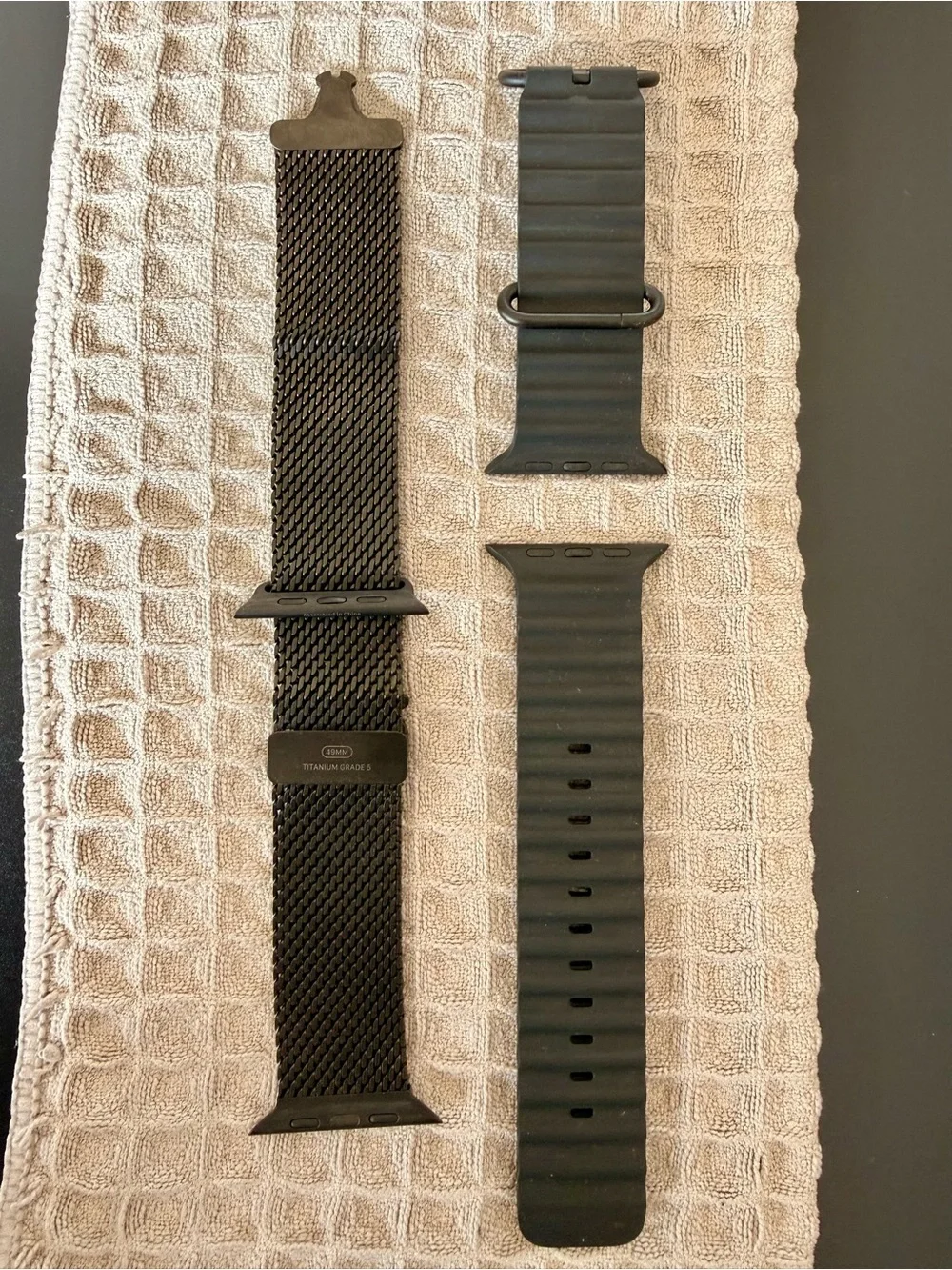 49mm Apple Watch Ultra 2 pack